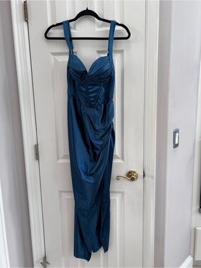 bronte high split gathered bust maxi dress champagne Selfie Leslie | Dresses | Selfie Leslie Bronte High Split Gathered Bust  Maxi Dress Champagne